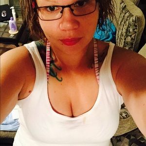 Meet your Posher, Jeannette