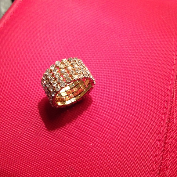 Rhinestone stretch ring - Picture 2 of 2