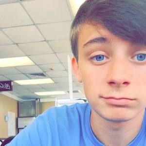 Meet your Posher, Christopher