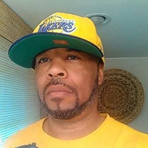 Meet your Posher, Corey