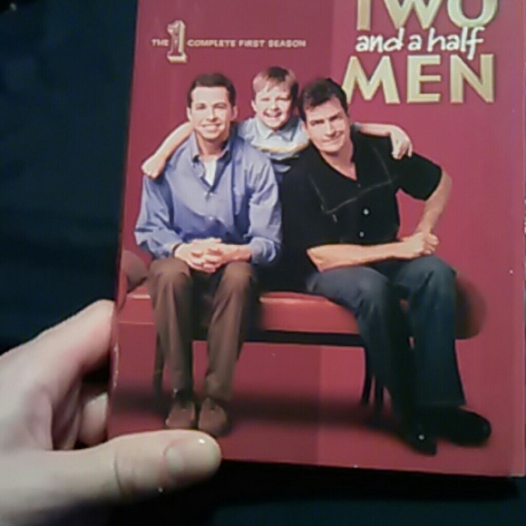 Two and a half men season bundle
