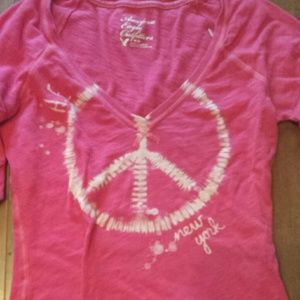 American Eagle Peace sign shirt