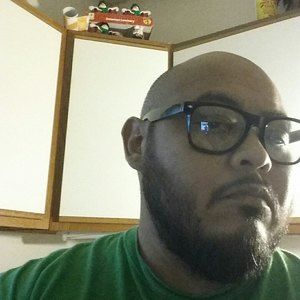 Meet your Posher, Amos