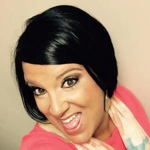 Meet your Posher, Candi