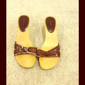 Brown heeled sandals size 9.5