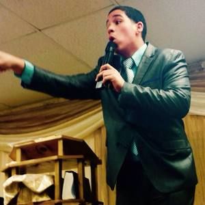 Meet your Posher, Jovannie