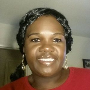 Meet your Posher, Tonya