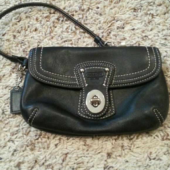 Wristlet