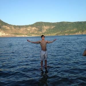 Meet your Posher, Ethan