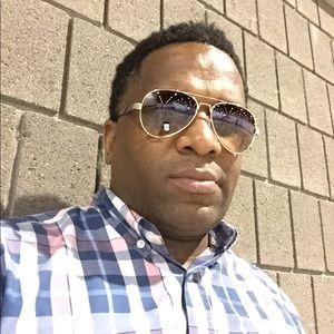 Meet your Posher, Marion