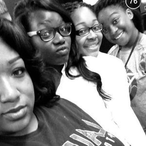 Meet your Posher, Leena