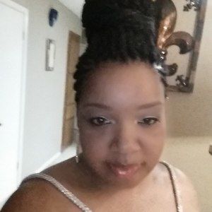 Meet your Posher, Sharonda