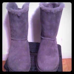 UGG GREY Bailey bow courduroy boot sz 9