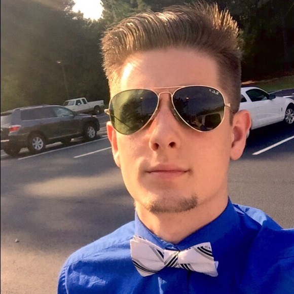 Meet your Posher, Chandler - Picture 1 of 1