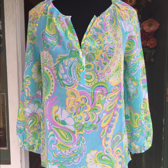 LILLY PULITZER NWT SARABETH TOP - SIZE SMALL