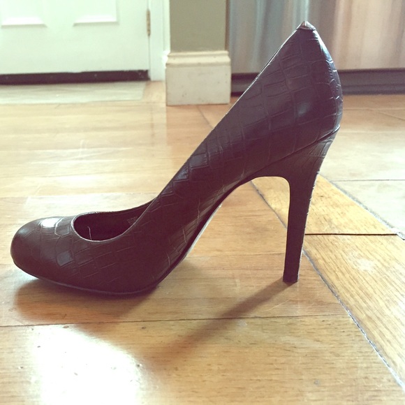 Bcbg shoes