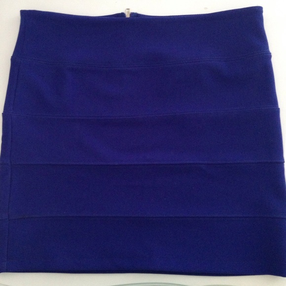 SOLD Blue bandage skirt - Picture 2 of 2