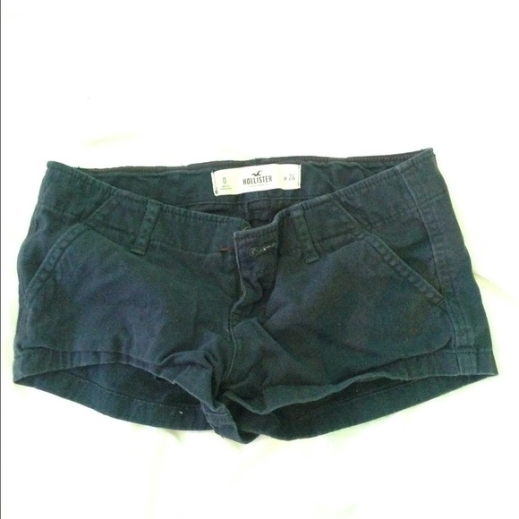 Super cute navy blue cargo shorts