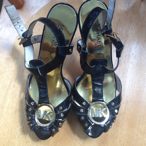 Michael Kors Black/Gold shoes