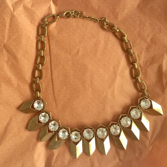 🎉🎉🎉Statement Necklace Host Pick!!