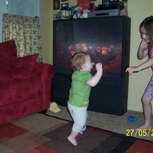 Meet your Posher, Mona