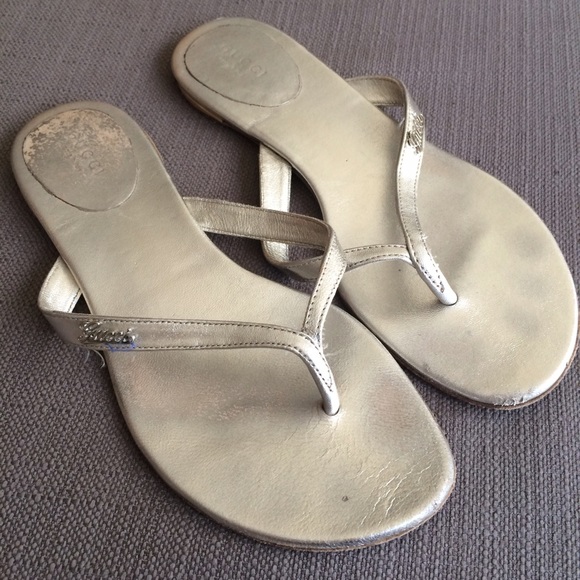 Gucci flip flops
