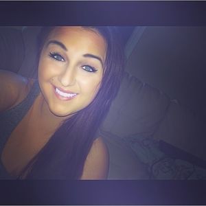 Meet your Posher, Lee