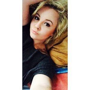 Meet your Posher, Sierra