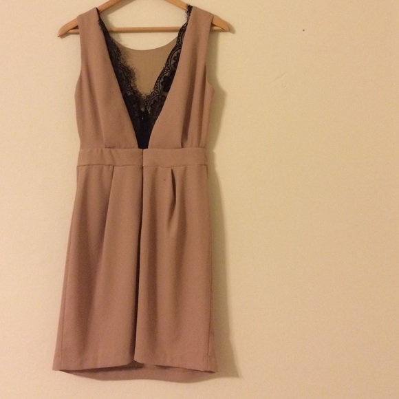 NWOT Lace Back Dress - Picture 2 of 2