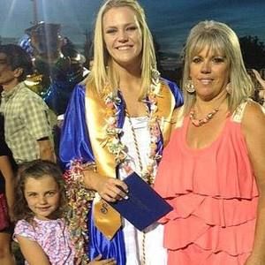 Meet your Posher, Tomi