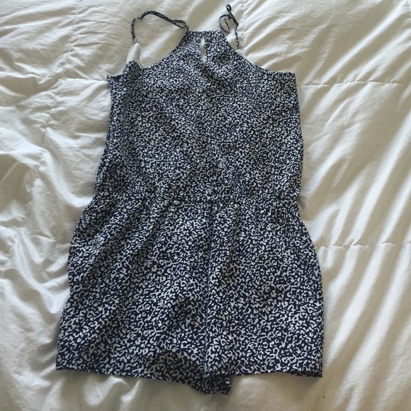 Joie silk lawana romper size m - Picture 2 of 4