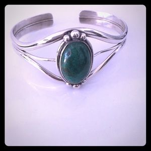 UNIQUE CUFF Peruvian Turquoise and Silver 925