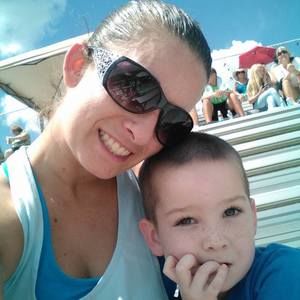 Meet your Posher, Nikkole