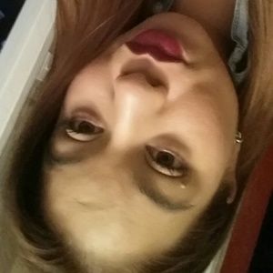 Meet your Posher, Nidia