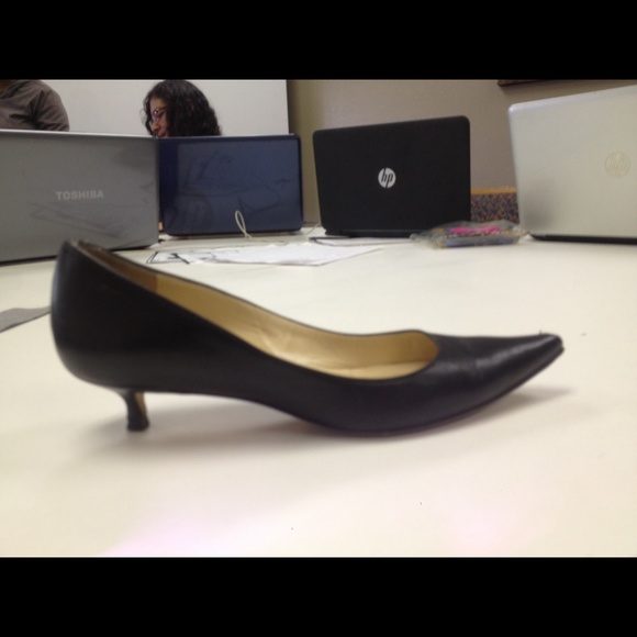 Great low heeled pointy black shoe