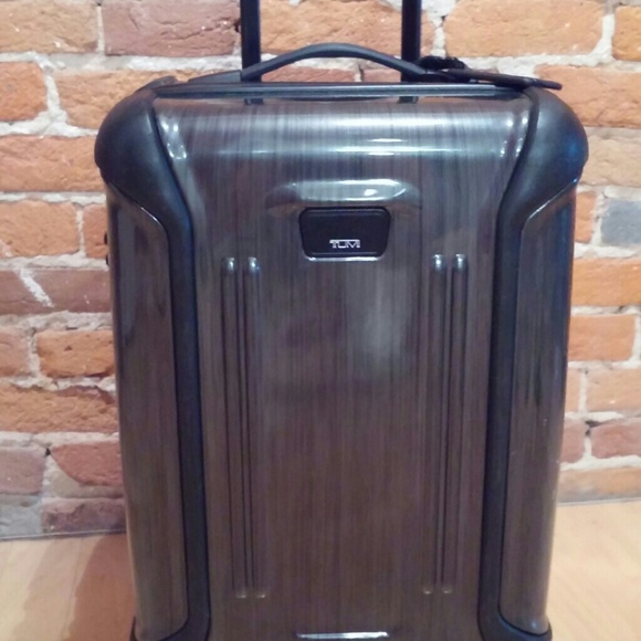 Vapor international carry-on