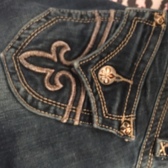 Rock revival capris