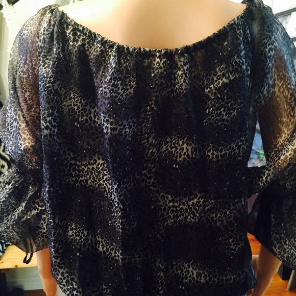 Leopard Print Tunic - Picture 4 of 4