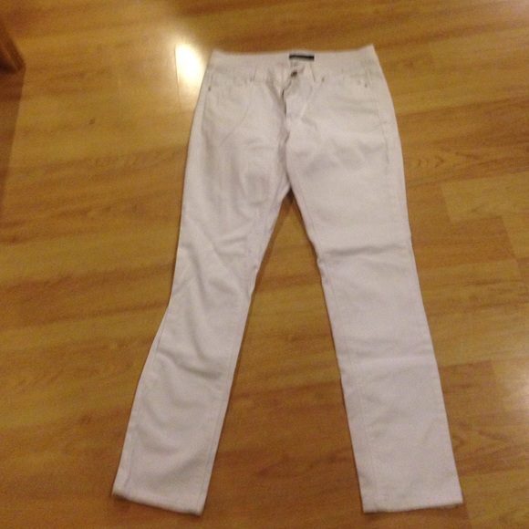 Ankle white jeans