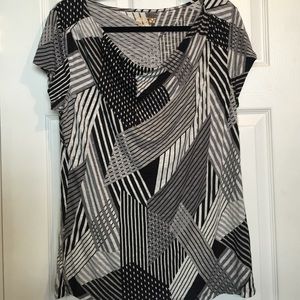 Apt9 black and white top