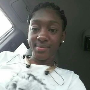 Meet your Posher, Bria