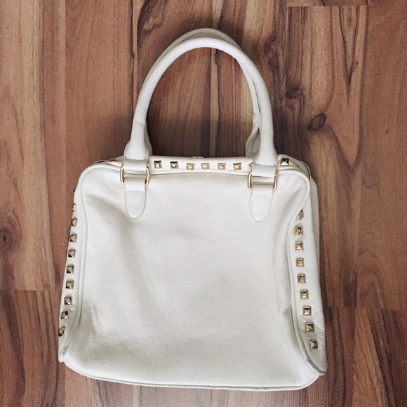 Forever twenty 21 off white leather purse