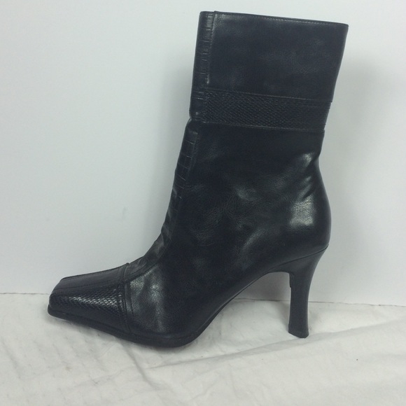 Black Heeled Boots