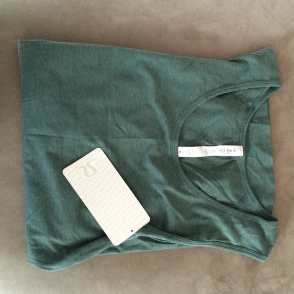 Lulu lemon sleeveless top