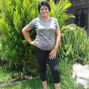 Meet your Posher, Edith