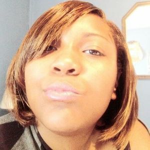 Meet your Posher, Desiree