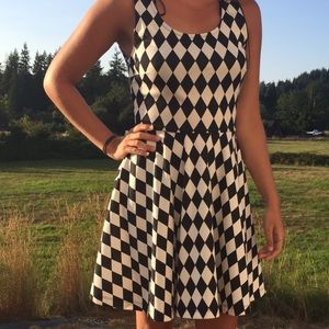 ⚡️ BOGO ⚡️ Forever 21 Checkered Skater Dress