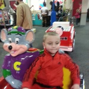 Meet your Posher, Meredith