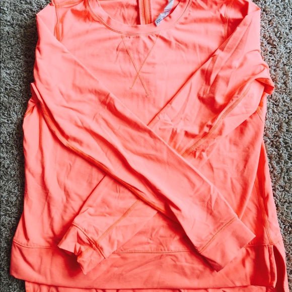 Lululemon Warm Up Crew