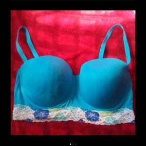 Bra size 38D
